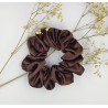 Scrunchie satyna dark chocolate midi